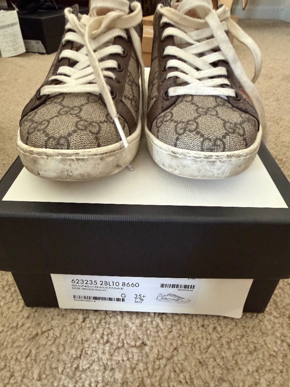 Gucci GG Supreme Boutique Sneakers